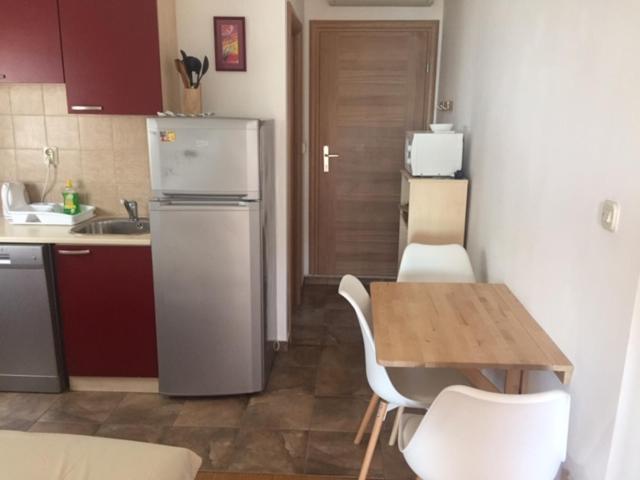 Apartments Karaman 珀德垂那 外观 照片