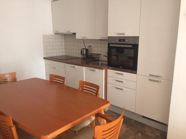Apartments Karaman 珀德垂那 外观 照片